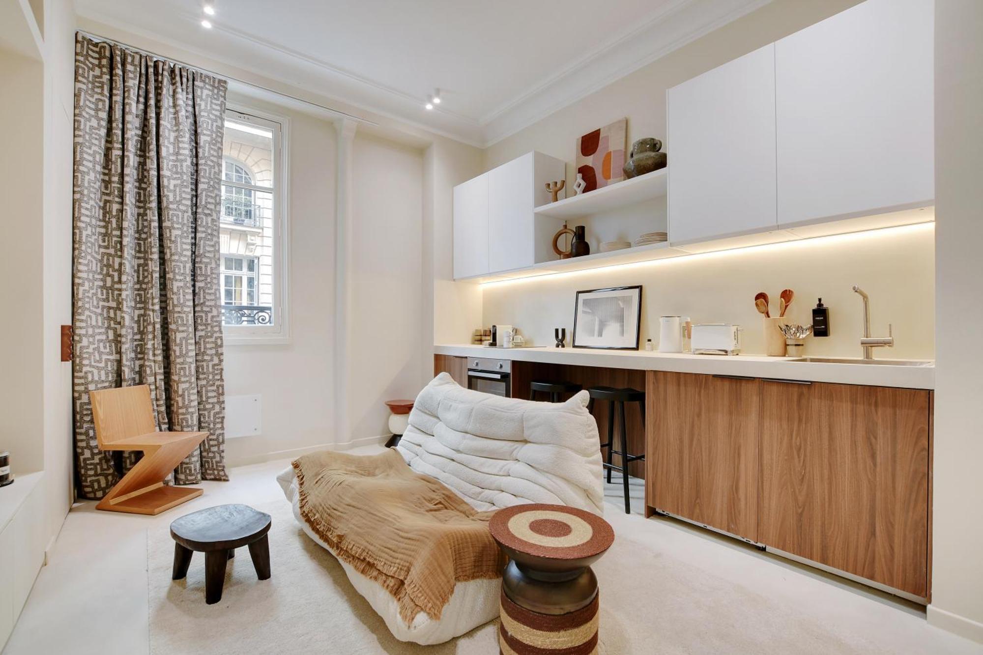 Le Petit Luxe Parisien * Paris